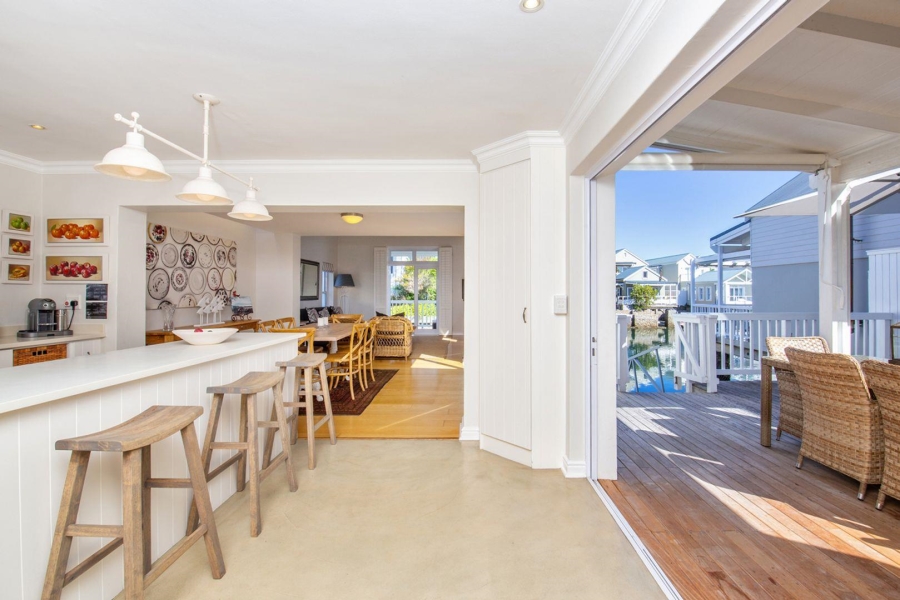 To Let 2 Bedroom Property for Rent in Thesen Islands Western Cape